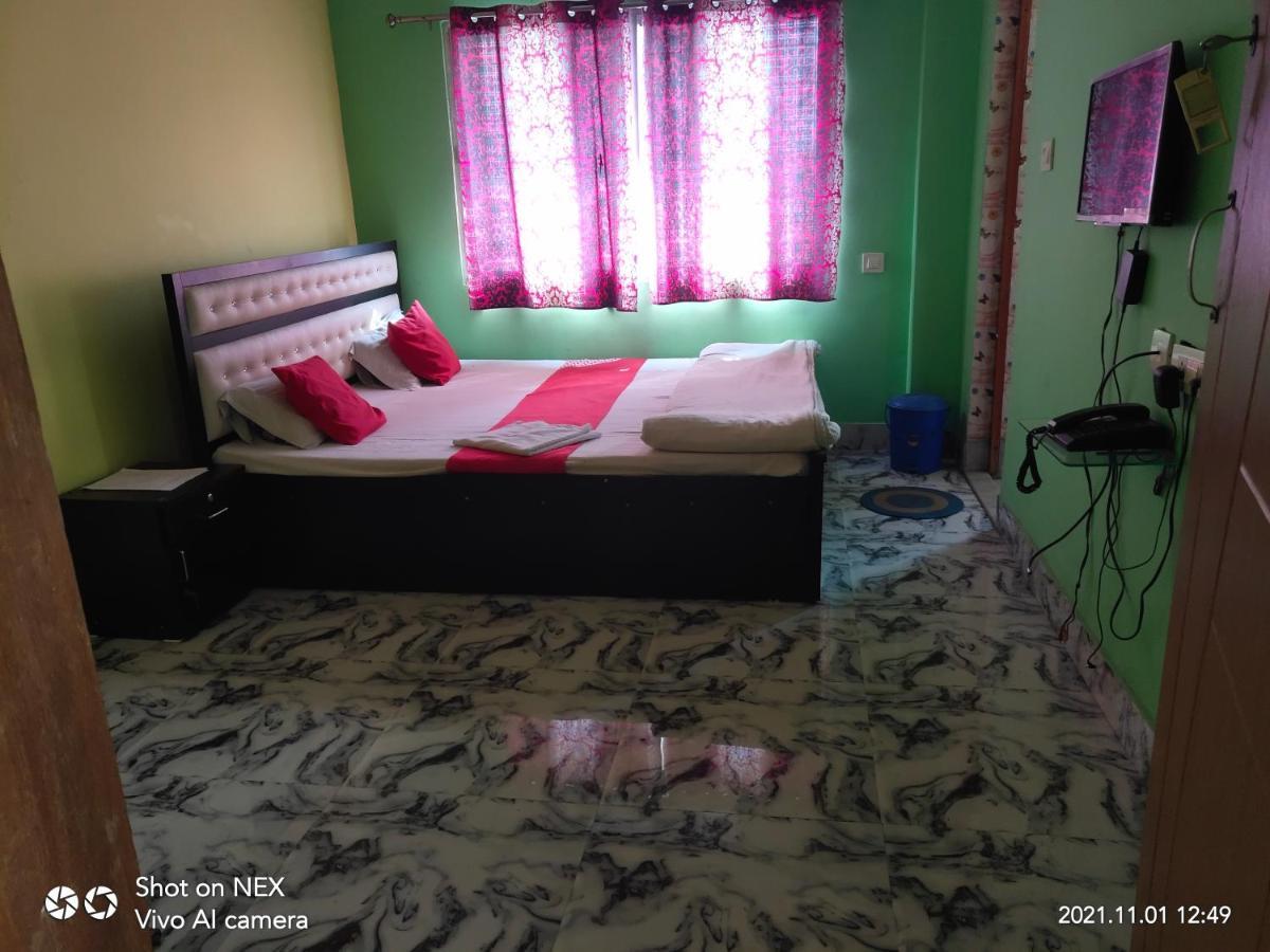 Radha Rani Lodge 西里古里 外观 照片